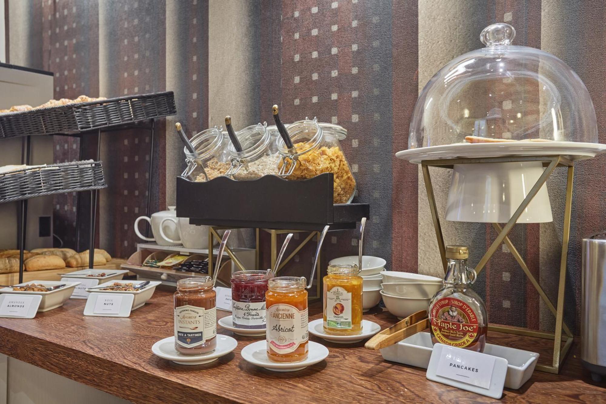 Hotel Lux Picpus Paris Eksteriør billede